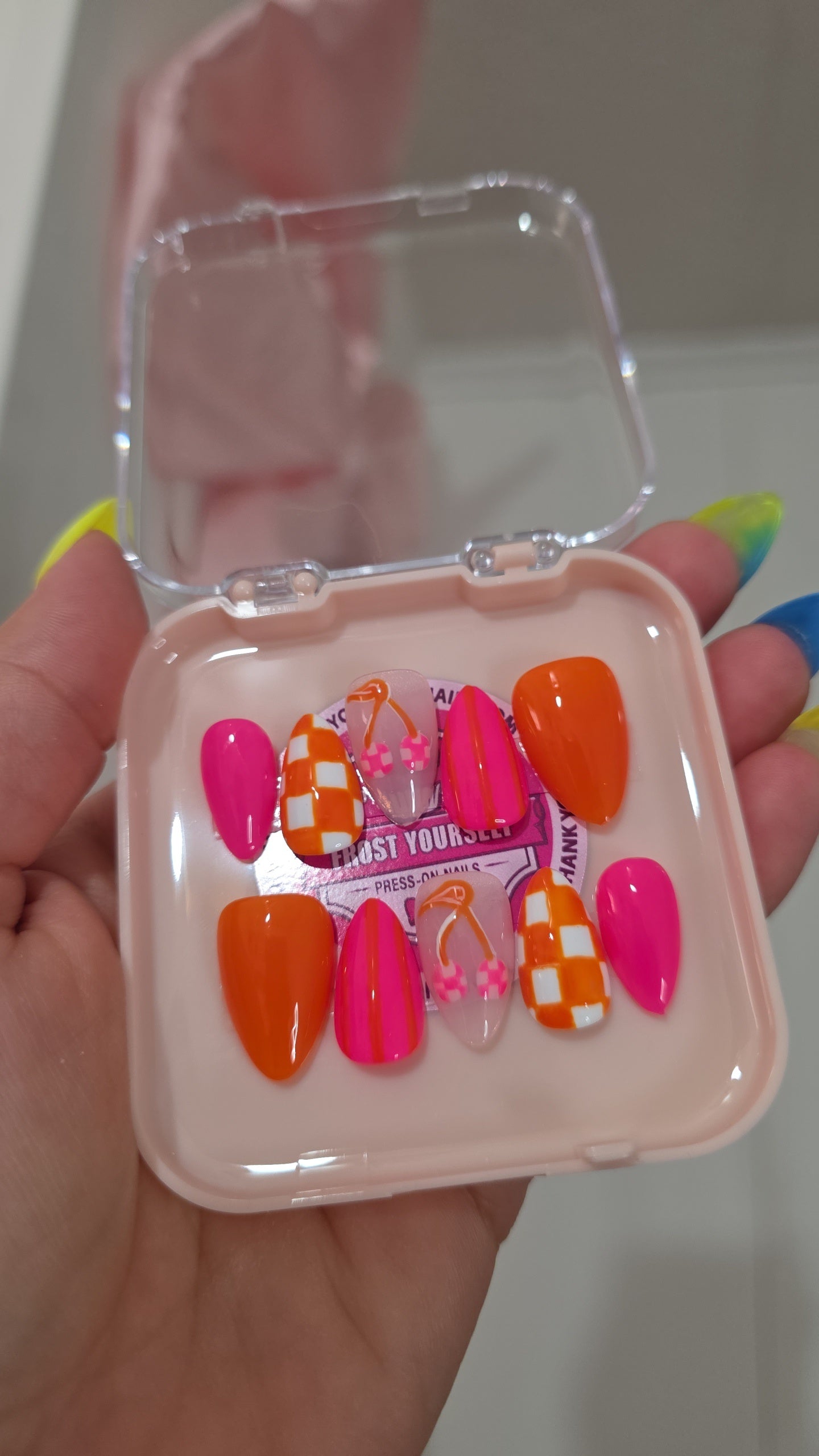 Hand Painted Press-on Nails (size LARGE)
