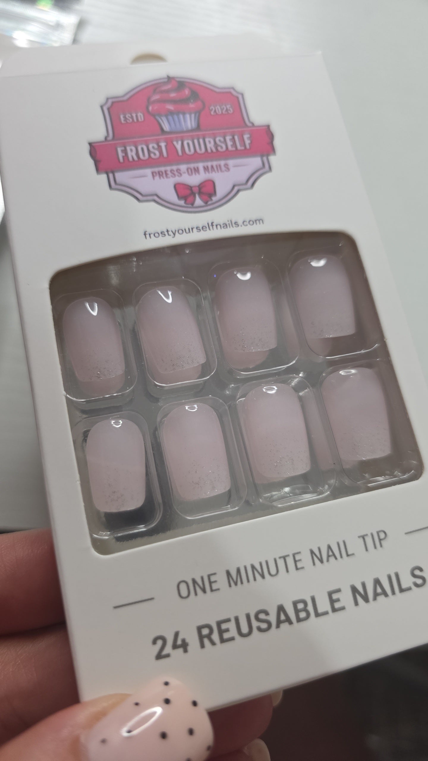 Baby pink (short)