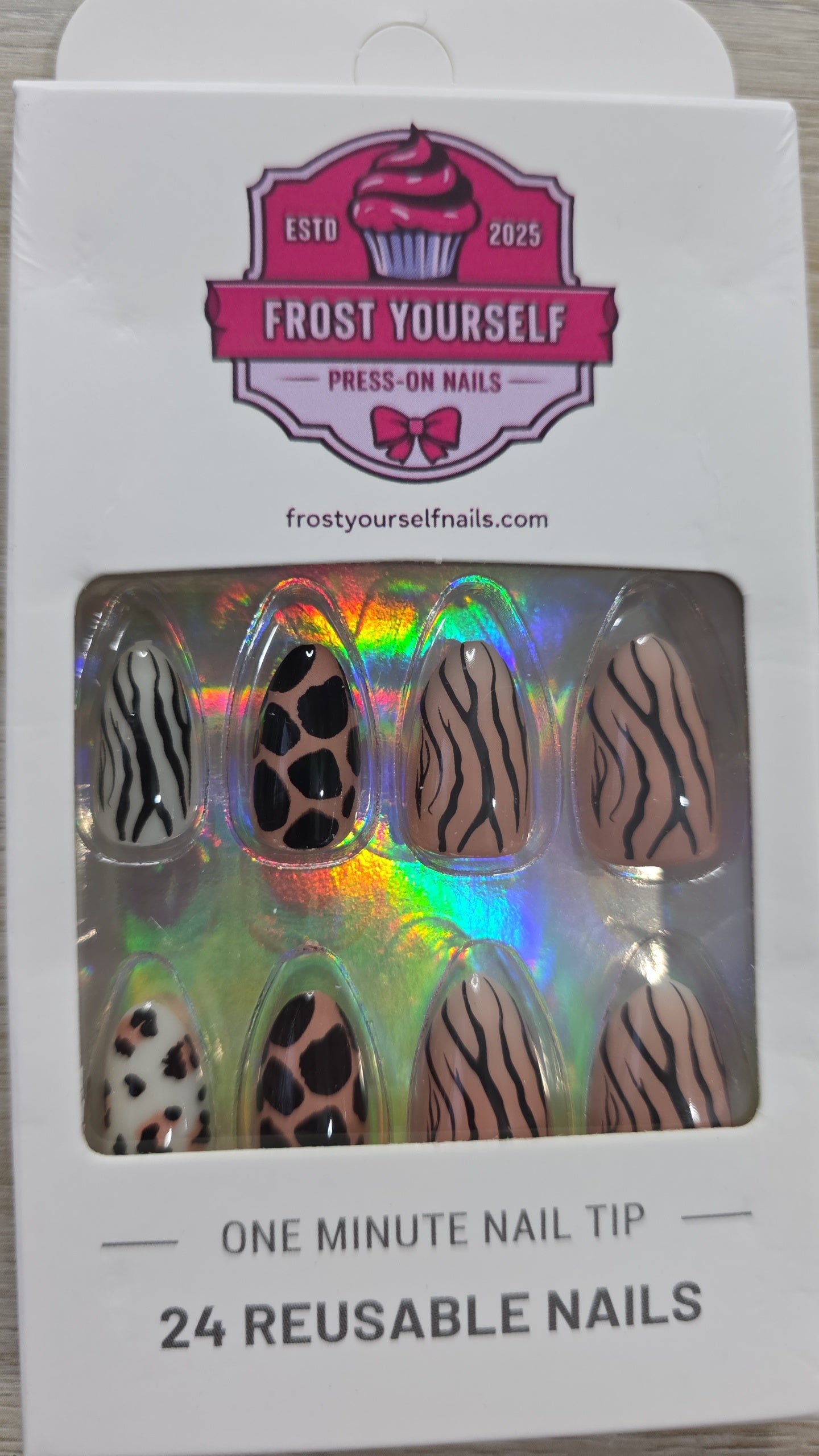 Animal prints (short)