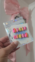 Hand Painted Press-on Nails (Size MEDIUM)